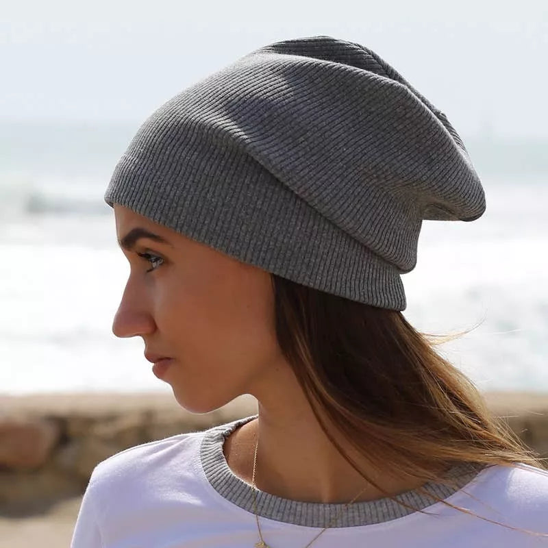 Bonnet côtelé en coton gris
