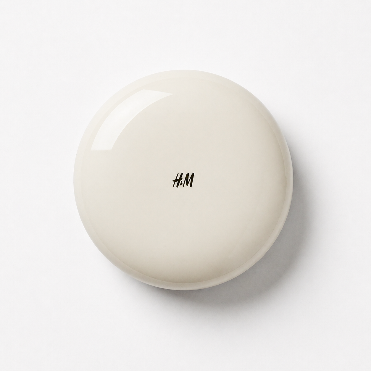 H&M Beauty Fond de teint compact  – Immaculate | 9 g